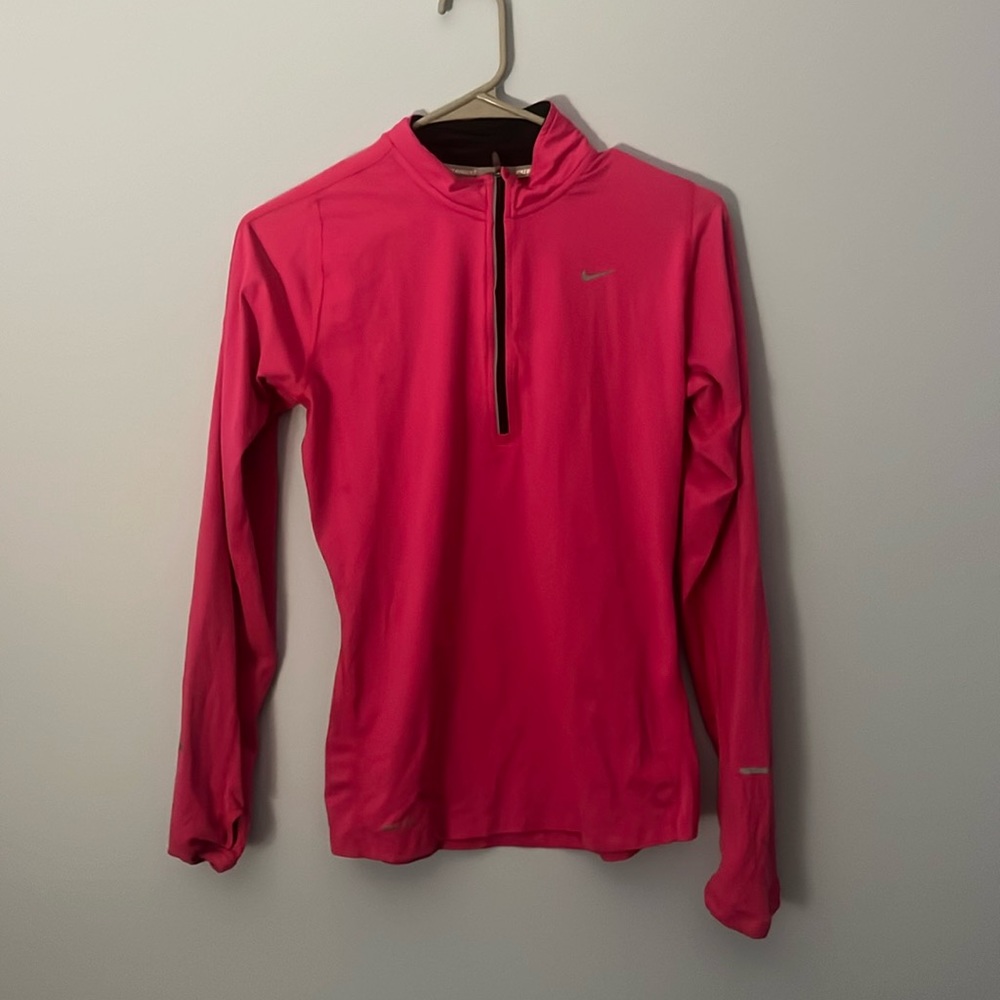 Pink, athletic women’s Nike, running long sleeve